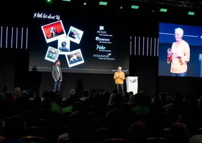 conference-video-screens